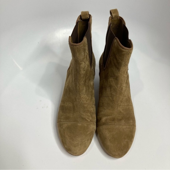 Nine West quilted booties size 6.5 - Picture 2 of 8